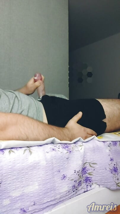 La rutina diaria de un paquero. Baño, cocina, dormitorio - paja!