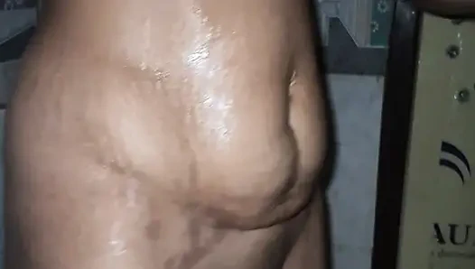 Seks waktu mandi pertama mandi menikmati suaminya penuh puas