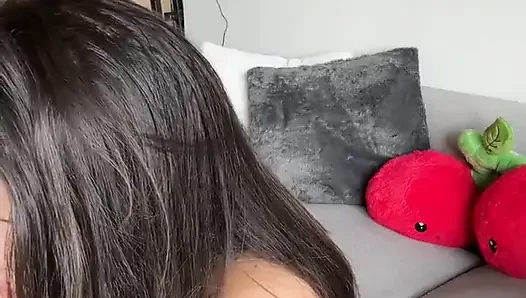Live streaming bareng dani valentina