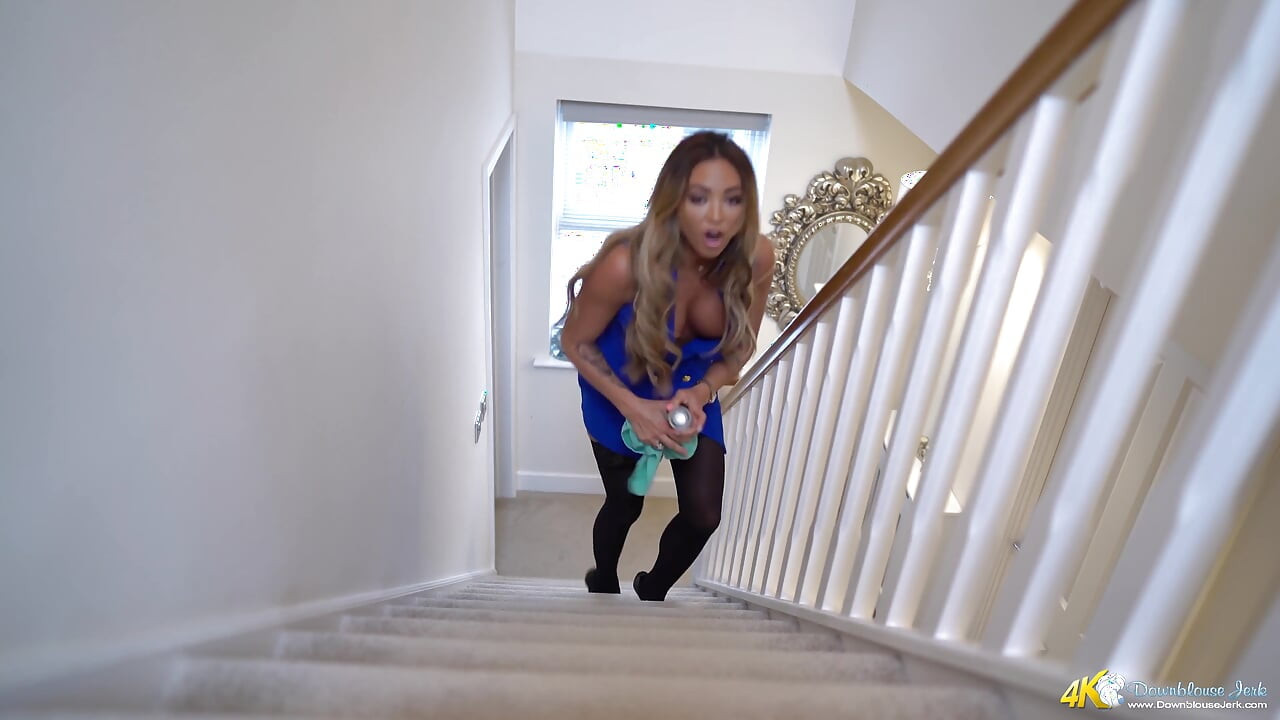 娜塔莉亞·福雷斯特 - 輪到你打掃衛生了