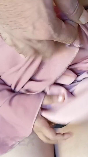 "부엌 섹스가 완전한 광기로 변하는" 감정적인 순간