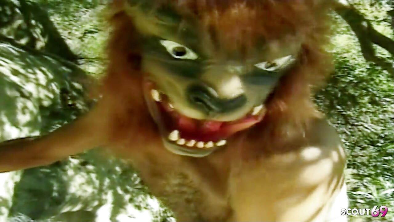 Bbc folla transexual tetona en el culo apretado durante sexo interracial