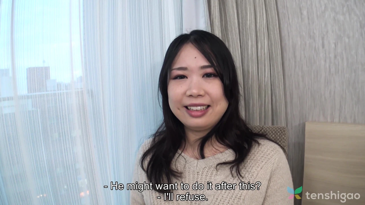 Kaori Sakuraba Is a Cheating Wife in Tokyo Looking for Outside Sex