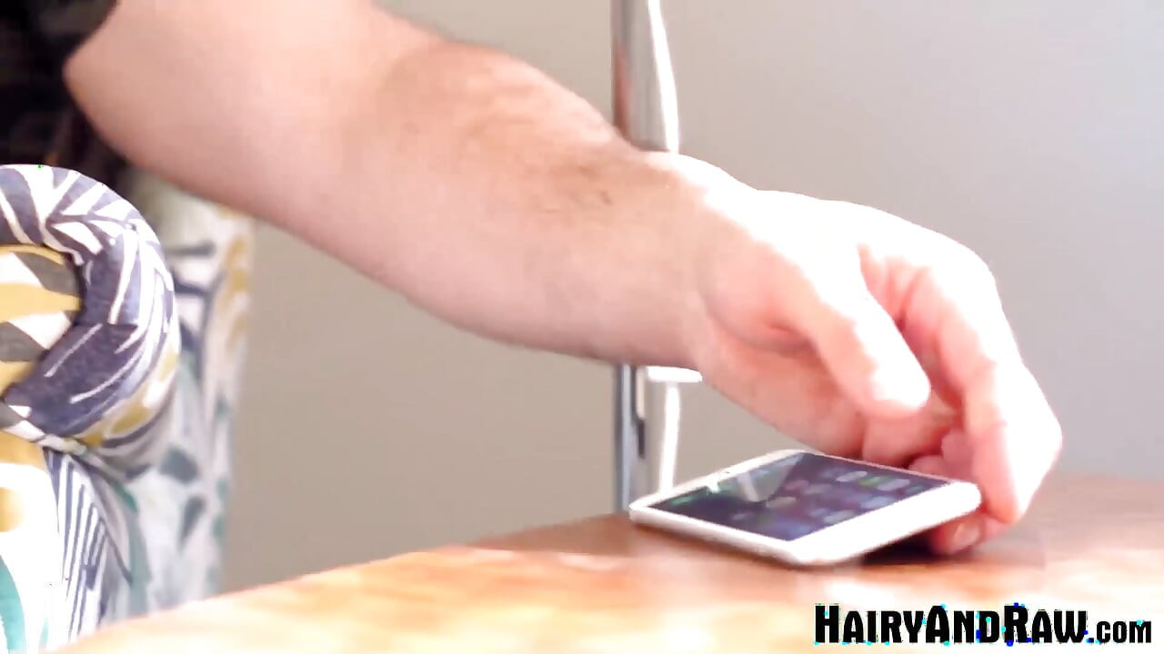 HAIRYANDRAW - Wild hunk spraying warm cum after bareback pounding