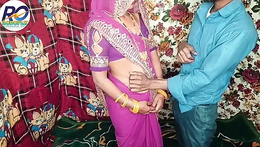 Desi sexy mausi fucked her own stepsister's stepson by becoming a mare and lifting her in the lap and putting the dick in t