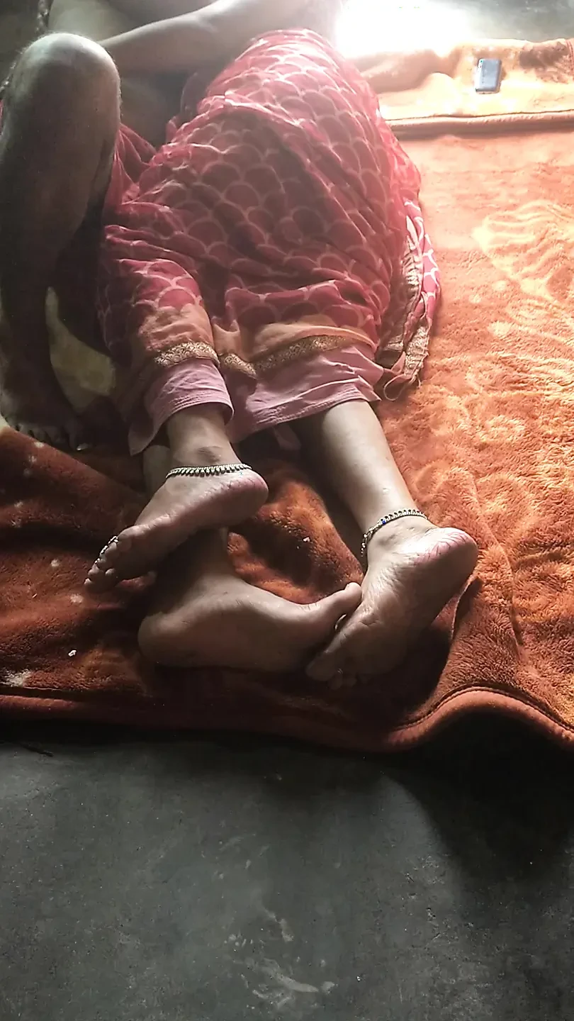 Indian sex husband and wife romantic video Hindi audio viral