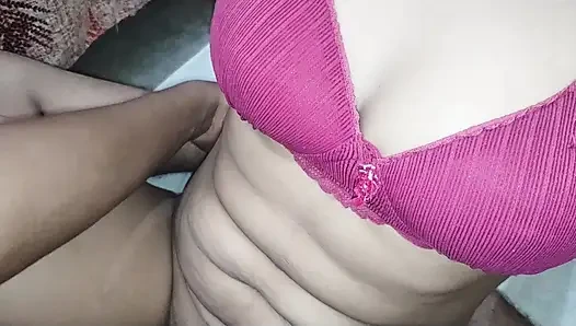 Вирусное видео XXX местной индийской деревенской девушки