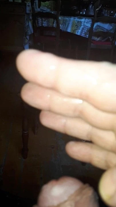 Ejaculation pour Jade