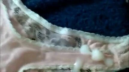 卡明在内裤上