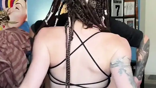 Gerçek çift seks ev yapımı romantik çiftler büyük yaraklı baba kado rus alt kız orta yaşlı seksi kadın salem çoklu boşalma dölleme