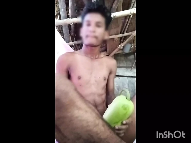 Desi hot tinnage boy using new sex toys