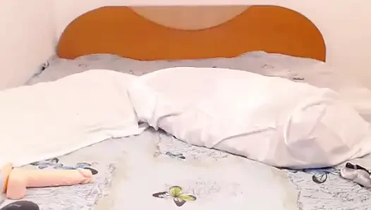 Büyük oyuncak dildo amcık