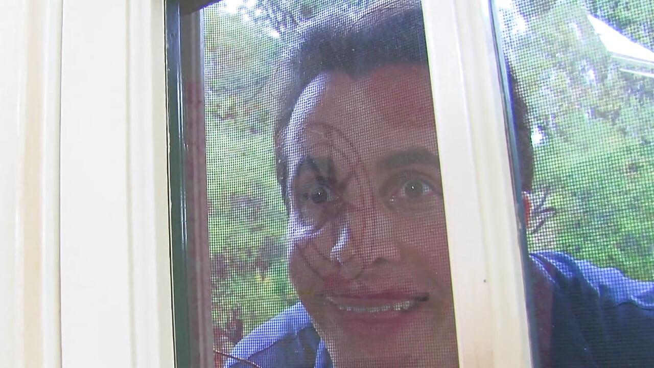 Neighbor Sees Through Window How the Sweet Innocence Amcht Itself Horny