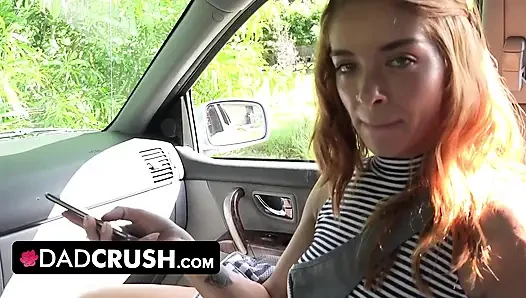 Dadcrush - cewek seksi rambut cokelat ini dientot habis-habisan di balik jendela
