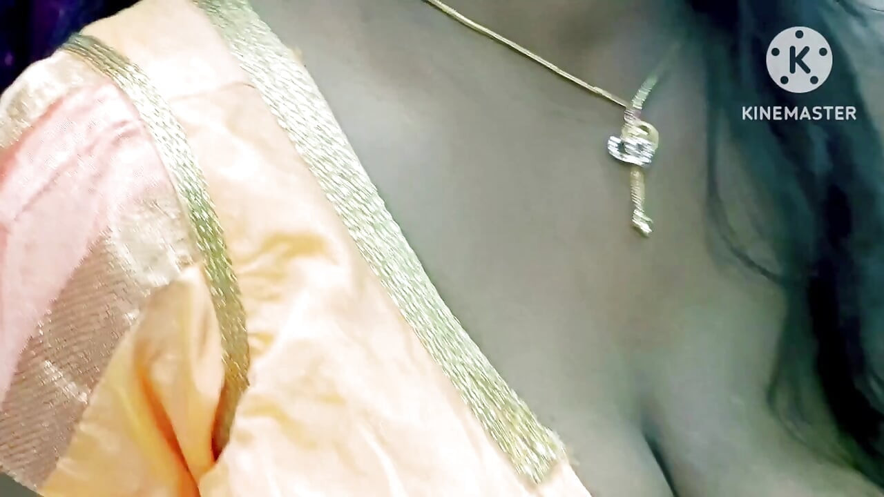 An Insatiable Sexy Stepmother's Lustful Feelings Turn to Her Young Stepson