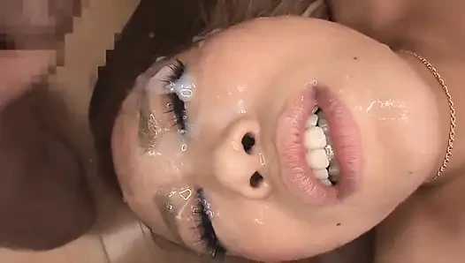 Karşı konulmaz zevk dalgalarında kaybolan ulusal bir güzellik hazinesi.