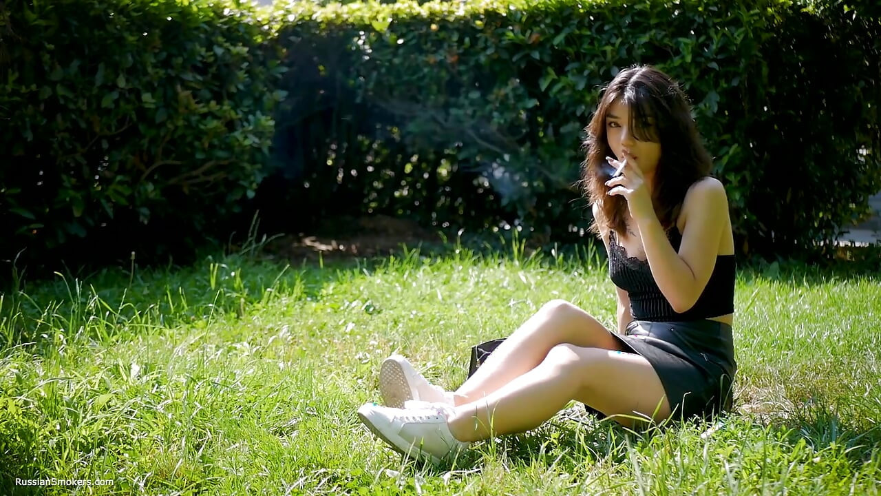 Arina Is Smoking 120mm Cigarettes Outdoors