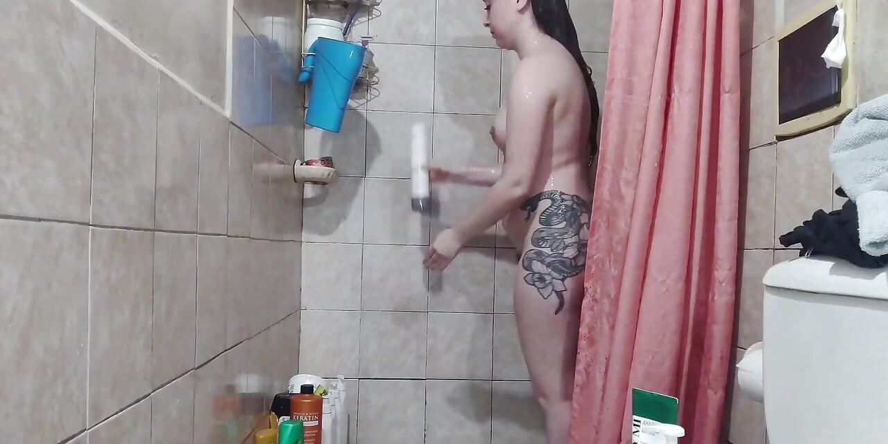 Ziua mea la duș este în flăcări