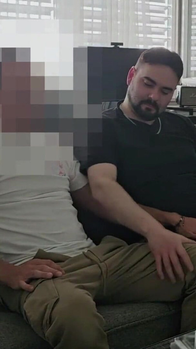 Spektakularan trenutak iz "Još jedan sjajan i uzbudljiv posjet brokera (13. put!)"