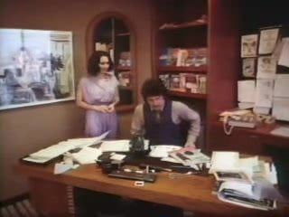 아카디아 레이크, 검은 비단을 입은 금발의 멀 마이클스(1979)