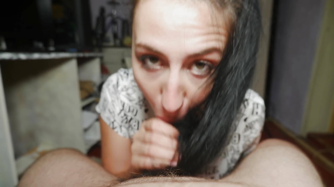 Pierwszy hairjob i wytrysk na włosy