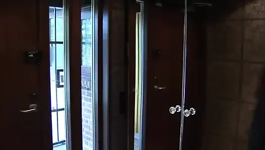 Erst Nur Zu-gucken Und Dann Auch Noch Zu-stechen!