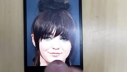 Maisie williams - boşalmak haraç #2