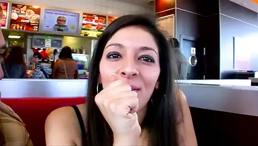 Ngajak cewek latina untuk seks anal