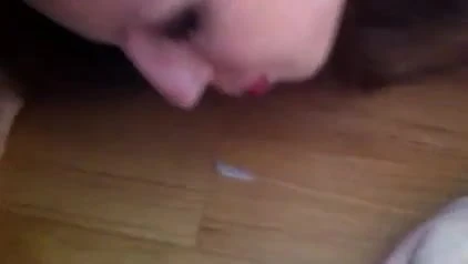 SeXy Slut Licks Cum
