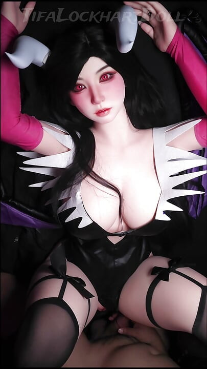 Lilith x Morrigan Cosplay Darkstaklers