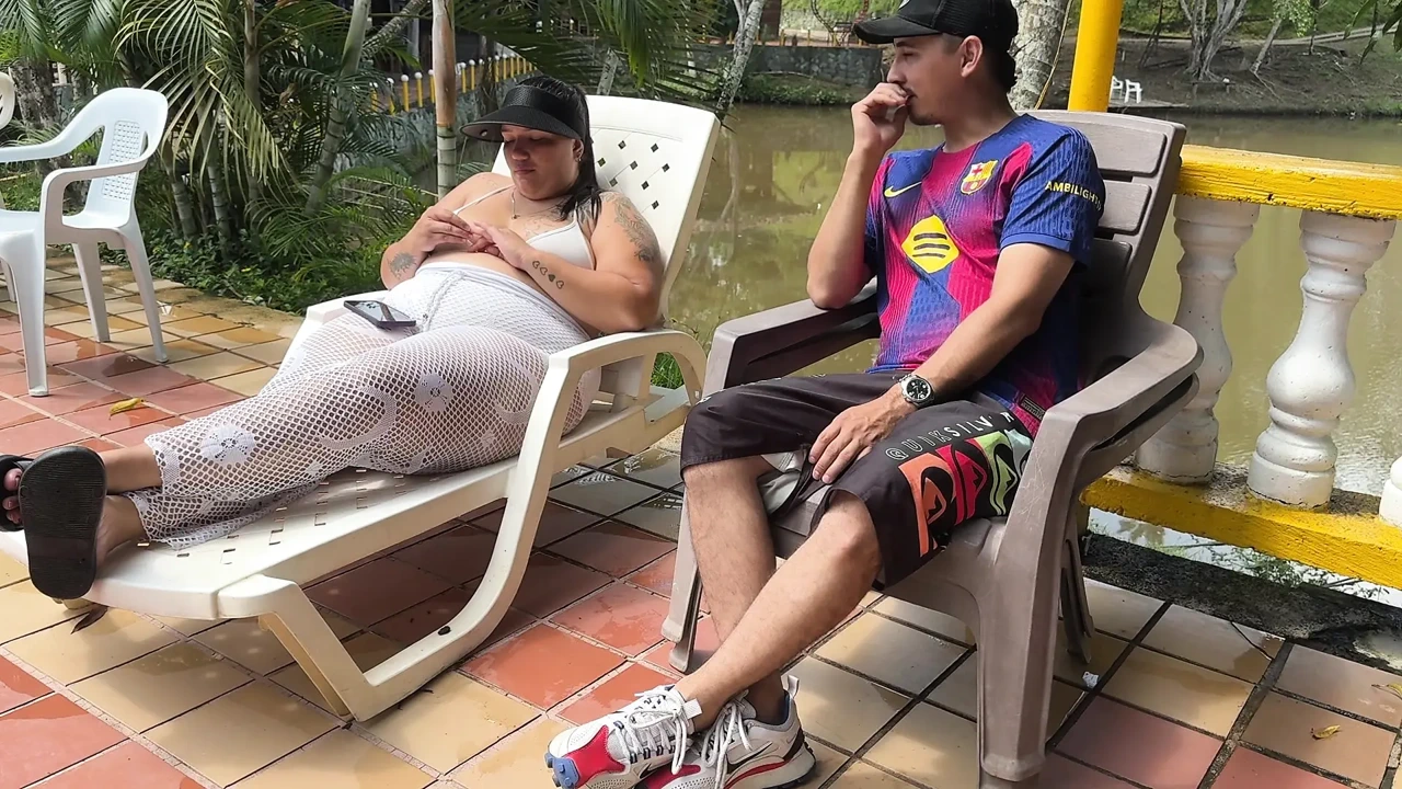 Huge Colombian ass gets fucked for money