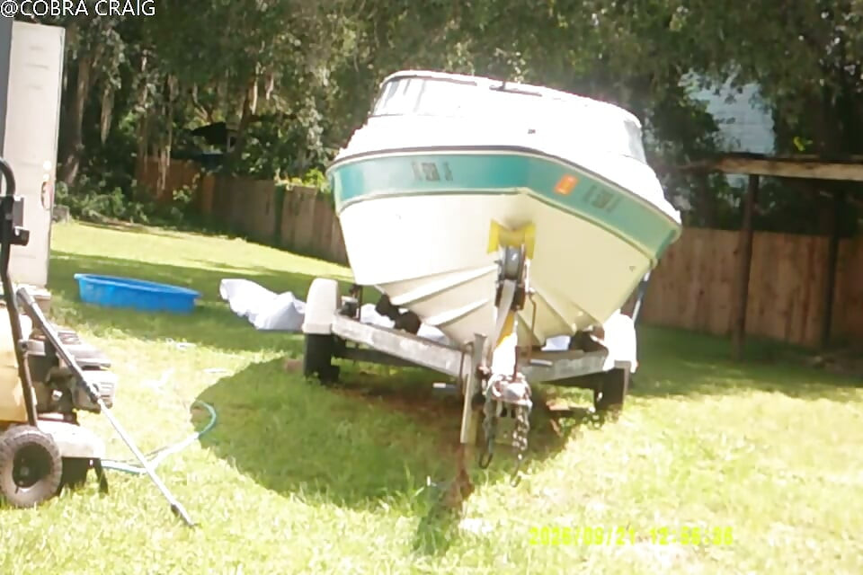 9-21-26 COBRAS BUFFING OUT THE RED NECK BOAT POOL AND DISCUSSING A CLEAR COAT FOREASY MAINTENANCE.
