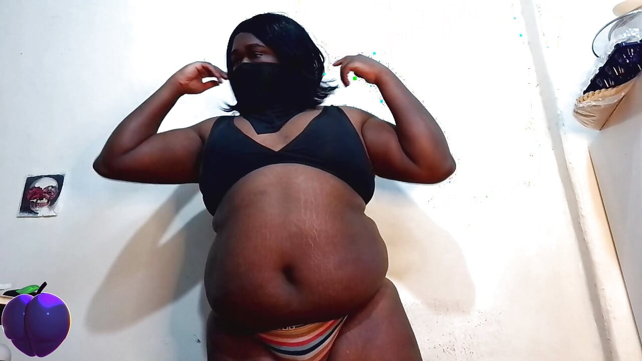 Chubby Sissy Oiled Her Body Then Play with Toy to Cum