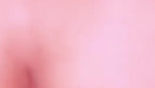 Sert zıplıyor! Çılgın bir şekilde sert üyesine biniyor.