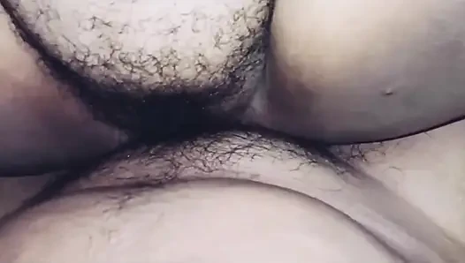 Mexikanische latina bBW wird von ihrem liebhaber missionars- und doggystyle gefickt