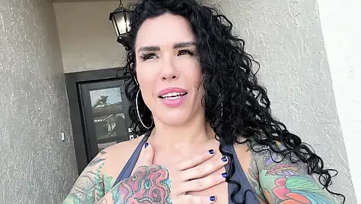 Cucked! Bianca Bailee Catches BF Fucking Bestie