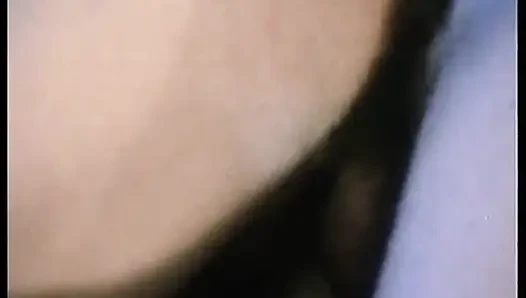 Şehvetli sarışın ofiste şişman beyaz yarağa biniyor