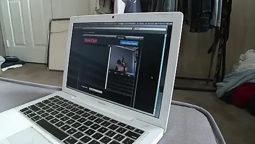 Tief geschraubte cooter von üppigem schätzchen, hure, cameltoe, sieht wenig voller sperma im gesicht aus