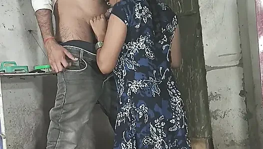 Cewek sange ini lagi asik nyepong kontol sambil nyepong kontol dan ngisap toketnya sambil duduk di kontolnya sambil berbaring lurus - audio bahasa india