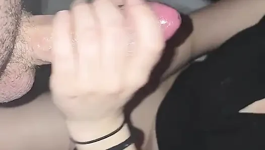 Oral seks çok sevilir penisi ağzına almayı severim :)