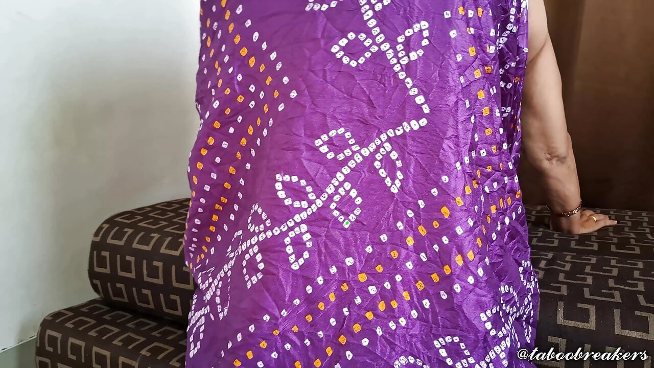 Purple Saree Love the Gujrati Bhabhi Feeling
