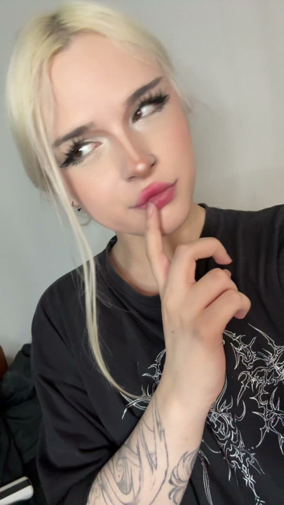 Tražim roba za svoje noge