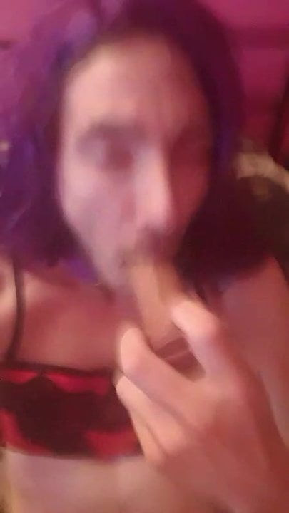 Sissy sucking