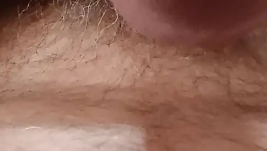 Asyalı porno izlerken oyun oynuyor
