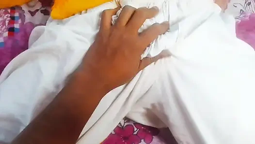 Stiefschwester fickt meinen frischen verstand