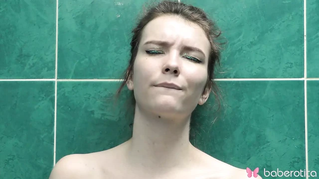 Solo girl Alice Paradise naked in the bathroom showering and masturbating in 4K.