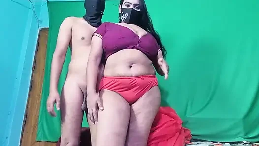 Cewek ini ngentot posisi cowgirl sambil ngobrol tentang ngentot sama pacarku