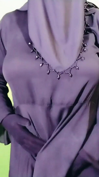 نساء محجبات يمارسن الجنس مع الطبيب | مقطع 2