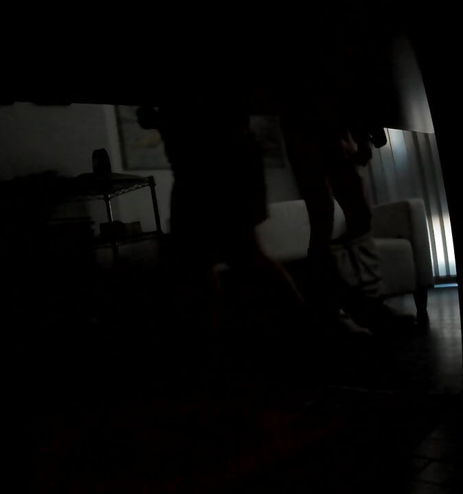在辦公室裡與假客戶在我的愛情座椅上被操