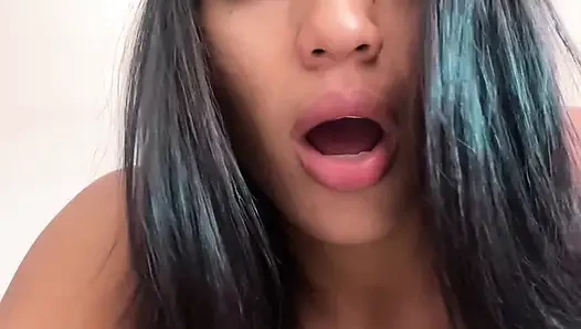 Aku suka melihat diriku sendiri saat mereka meniduriku dengan nikmat -pasangan amatir- nysdel